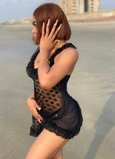 Celina - escort in Accra Photo 8 of 8
