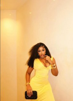 Celina - escort in Accra Photo 3 of 4