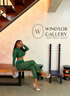 Celina - puta in Lagos, Nigeria Photo 4 of 4