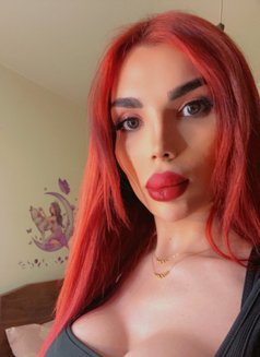 Celine - Transsexual escort in Montreal Photo 4 of 10