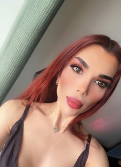 Celine - Acompañantes transexual in Montreal Photo 12 of 13