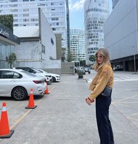 Céline - Transsexual escort in Paris