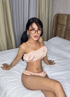 Celine From Phuket New Ladyboy - Transsexual escort in Al Manama Photo 5 of 7