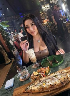 Disney just arrived🇵🇭 - puta in Riyadh Photo 4 of 5