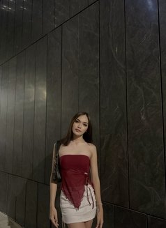 Celine Sexy - Transsexual escort in Manila Photo 4 of 6