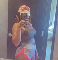 Ebony Queen Squirt Hottie, Celine - puta in Kathmandu Photo 1 of 1