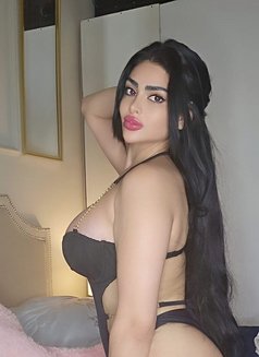 Celine سيلين - escort in Dubai Photo 5 of 5