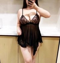 Bella - puta in Nairobi