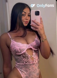 Celine Toronto Massage - puta in Toronto Photo 12 of 12