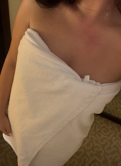 Celine - escort in Dubai Photo 24 of 30