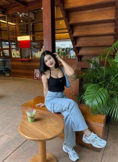 Celinn - puta in Jakarta Photo 5 of 5