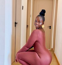 Celline - puta in Nairobi