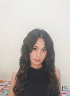 Celline Queen - Transsexual escort in Jakarta Photo 10 of 15