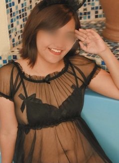 Celyn Labuyo - escort in Singapore Photo 6 of 15