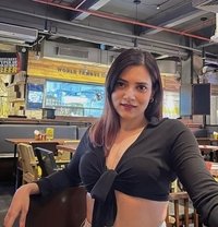 Realme Available - escort in Pune