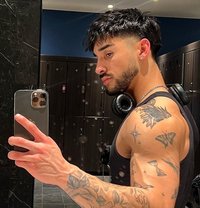 Cem - Male escort in İstanbul