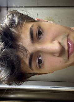 Cenk Koçak - Male escort in İstanbul Photo 2 of 21