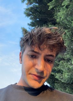Cenk Koç - Male escort in İstanbul Photo 9 of 9