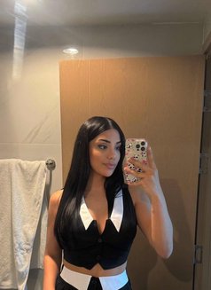 Ceren - escort in İzmir Photo 3 of 6