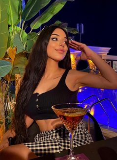 Ceren - escort in İzmir Photo 5 of 6