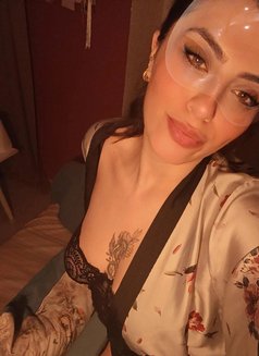 Ceren - escort in İzmir Photo 4 of 13