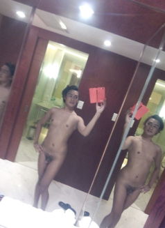 Kendra - Transsexual escort in Makati City Photo 1 of 17