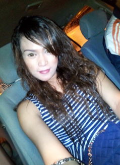 Kendra - Transsexual escort in Makati City Photo 9 of 17