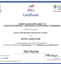 Certified Female Body Massager - Acompañantes masculino in Lucknow