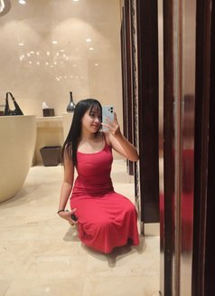 Cess - escort in Dubai Photo 1 of 1