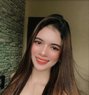Cess - escort in Manila Photo 1 of 6
