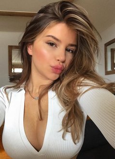 Ceyda - escort in İstanbul Photo 1 of 4