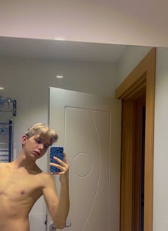Ceynx - Male escort in İstanbul Photo 8 of 8