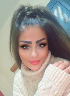 Chaghaf - escort in Beirut Photo 2 of 8