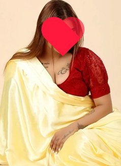 Chahat Busty WebCam & Real Session - puta in Bangalore Photo 3 of 4
