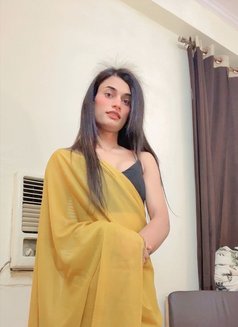 Chahat Chaudhary - Acompañantes transexual in Gurgaon Photo 18 of 18