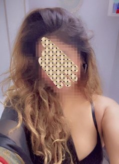 Chahat (Gfe/independent) - puta in Dubai Photo 5 of 5