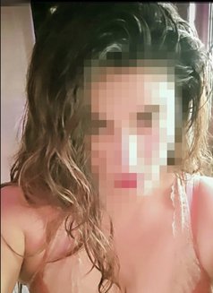 CHAHAT (GFE,INDEPENDENT )ORIGINAL AC - puta in Dubai Photo 10 of 10