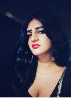 Chahat Jaan - Transsexual escort in Surat Photo 4 of 8