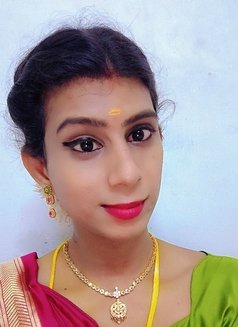 Chaithra - Transsexual escort in Chennai Photo 2 of 7