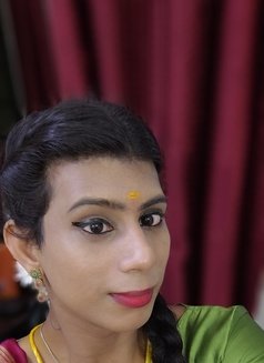 Chaithra - Transsexual escort in Chennai Photo 3 of 7