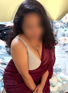 Chaitra Independent Girl - escort in Bangalore Photo 2 of 4
