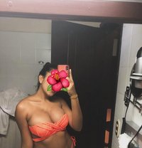 Chalani Only Cam Session - escort in Colombo