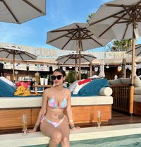 Chalita - puta in Phuket