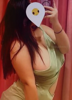 Chamathka freelancer x model - escort in Colombo Photo 6 of 6