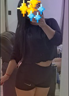 Chamathka young girl .[ 21 ] - escort in Colombo Photo 11 of 14