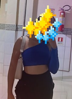 Chamathka young girl .[ 21 ] - escort in Colombo Photo 13 of 14