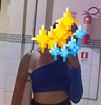 Chamathka young girl .[ 21 ] - puta in Colombo