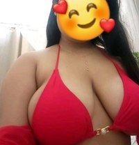 Chamimi - escort in Colombo