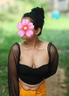 Chamodi Cam Session Only - escort in Colombo Photo 6 of 8