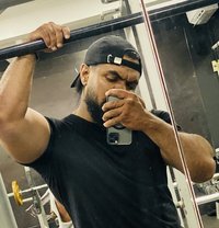 Chamz Fernando - Male escort in Colombo